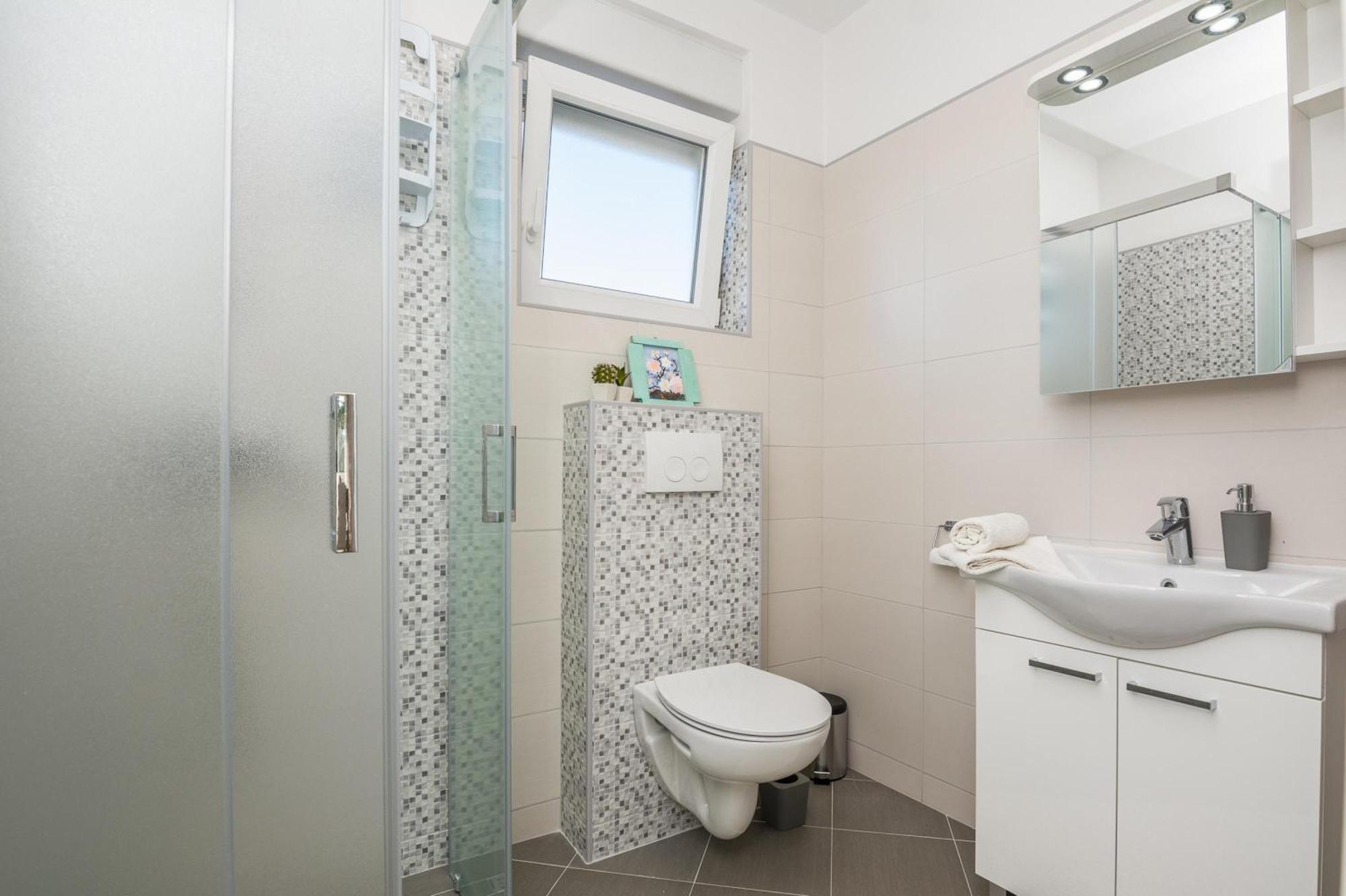 Pool Apartment Bakija 2 - Happy Rentals Pakoštane Εξωτερικό φωτογραφία